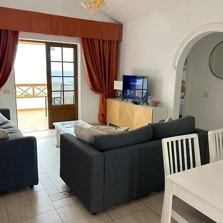 7a La Cumbra Apartment *